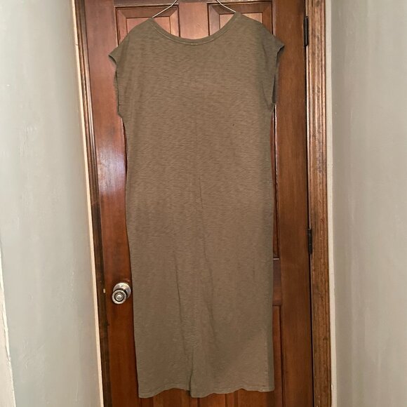 Size XL Universal Thread short sleeve, army green midi T-shirt dress - Picture 2 of 10